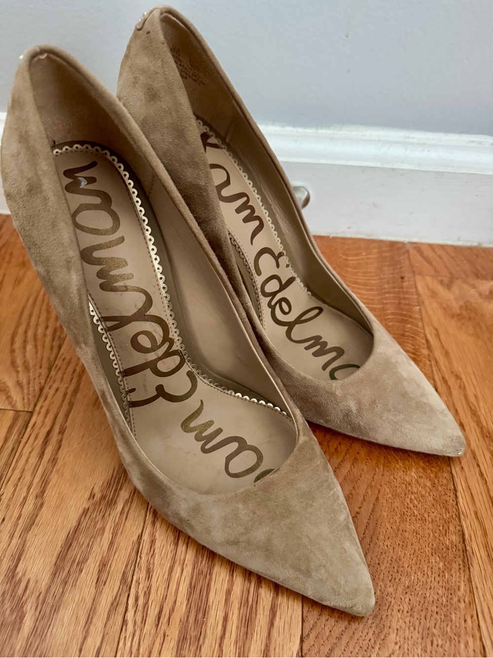Sam Edelman Suede Pointed-Toe Pumps in Tan Size 10